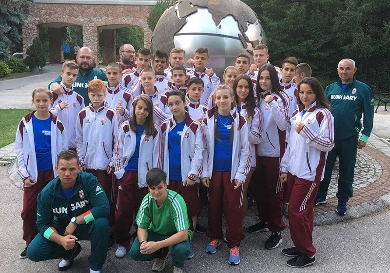 13 érem a serdülő ökölvívó Eb-n