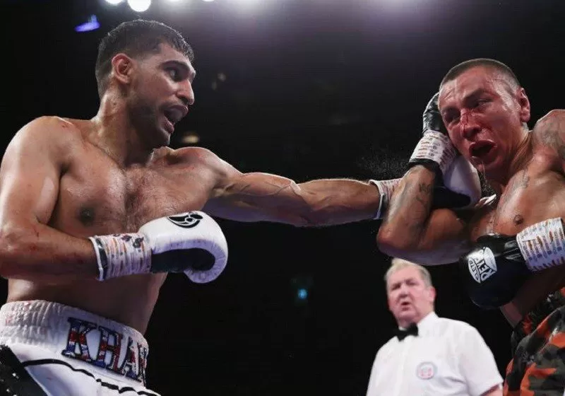 Amir Khan nyert, Sam Eggington elbukott