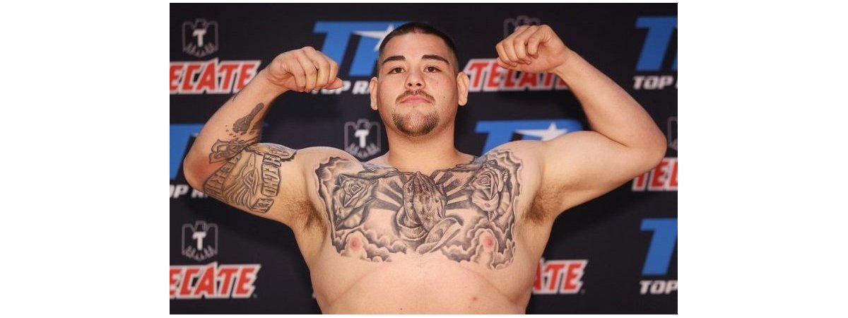 A kis köpcös eshet neki Anthony Joshuának