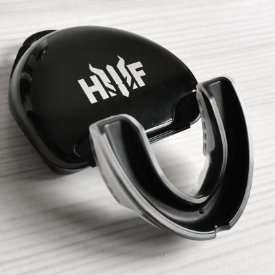 Fogvédő, Hell Fight, fekete-fehér, SR