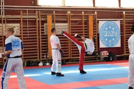 Sikeres Kick-box DAN vizsgák Budapesten