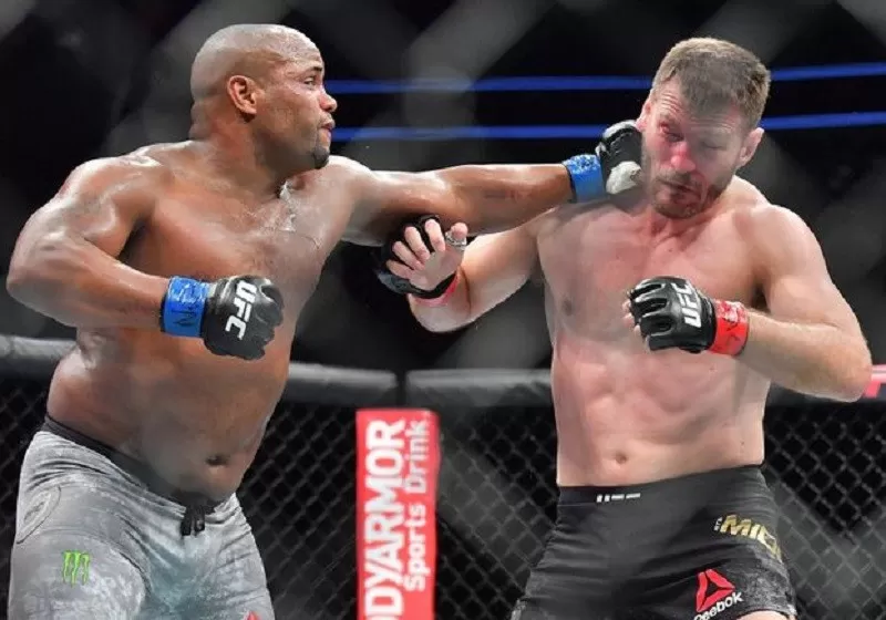 Miocic visszavágót kér DC-től