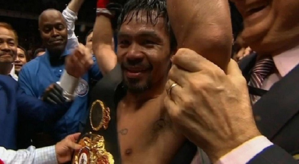 Egy Crawford-meccsel rendezné Pacquiao az adótartozását