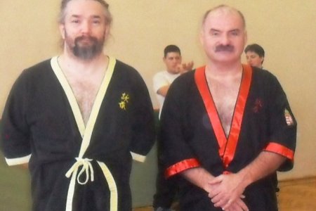 A Wing-Tsun „szakkönyve” a mesterek kezében van