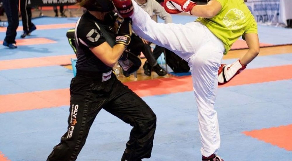 Magyar csapatsikerek a kick-boxos idénynyitón