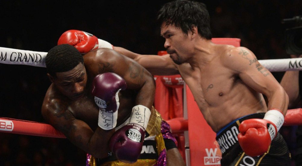 Pacquiao simán nyert, de Broner vitatja