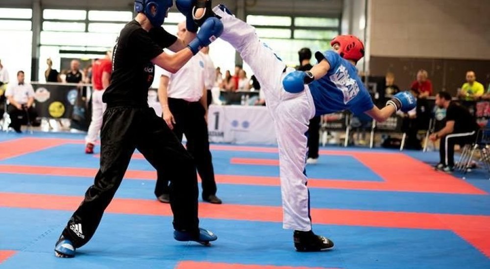 A kick-boxos Busa és Fésű triplázott Pozsonyban