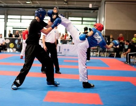 A kick-boxos Busa és Fésű triplázott Pozsonyban