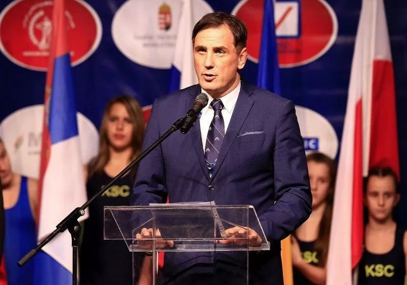 Bacsa Péterre már a rajt előtt komoly megméretés vár