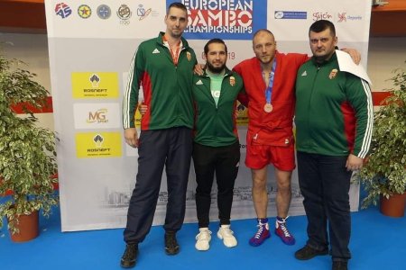 Kozsák György bronzérmes a szambó Eb-n