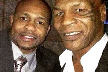 Mike Tyson és Roy Jones összecsap?