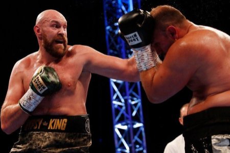 Tyson Fury győzött, így ismét világbajnoki címért bokszolhat