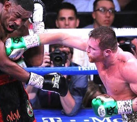 Canelo szoros pontozással nyert