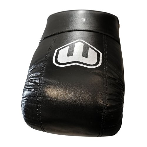 zsákolás,zsákolókesztyű,box,boksz,ökölvívás