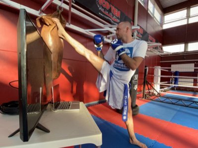 Online oktatja a kick-box világot Mórádi Zsolt