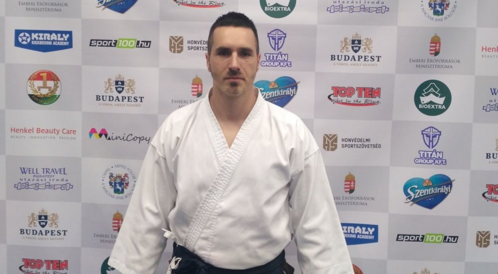Remekeltünk formagyakorlatban a pesti kick-box vk-n