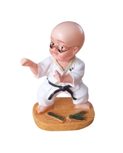 Szobor, Karate baba 7, Elton