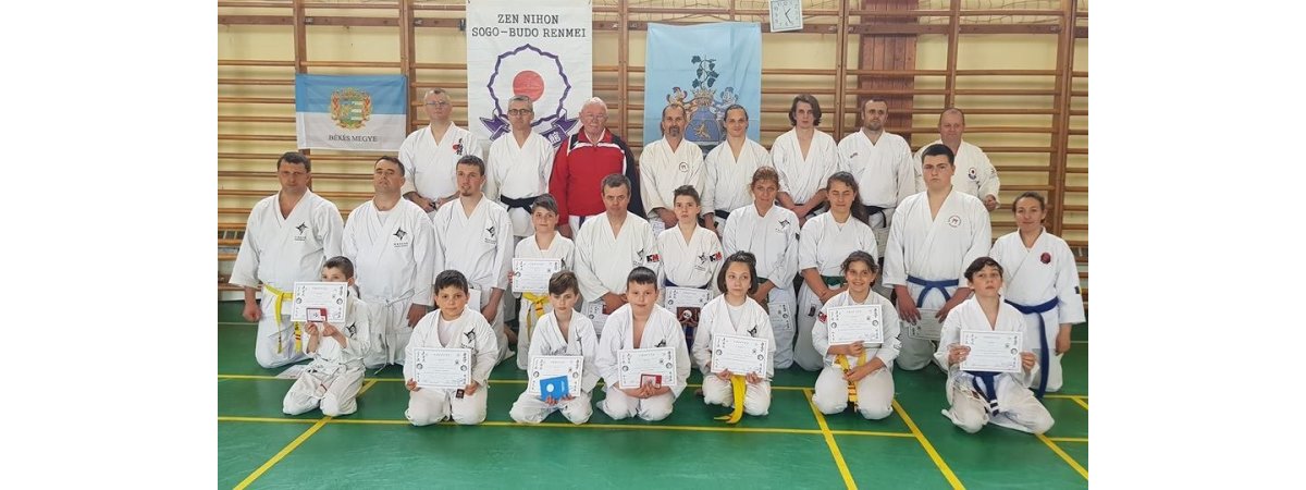 Sikeres nyílt karate szeminárium Békéscsabán