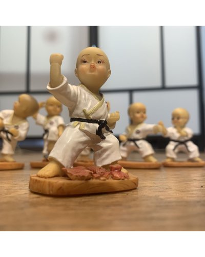 Szobor, Karate baba 3