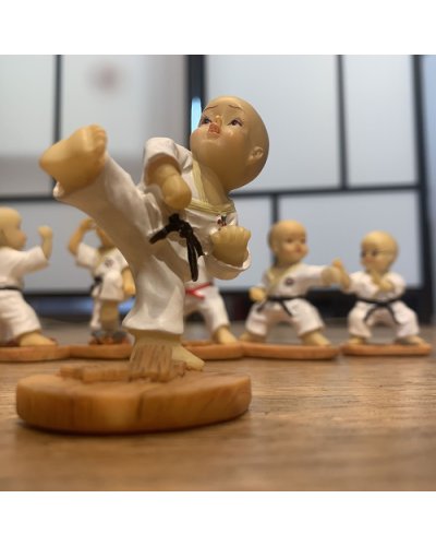Szobor, Karate baba 6