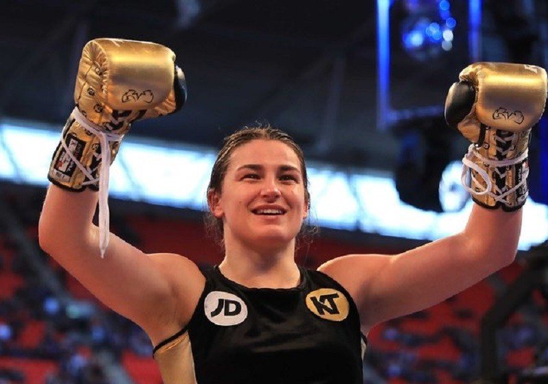 Katie Taylor kőkemény bunyóval védte meg trónját