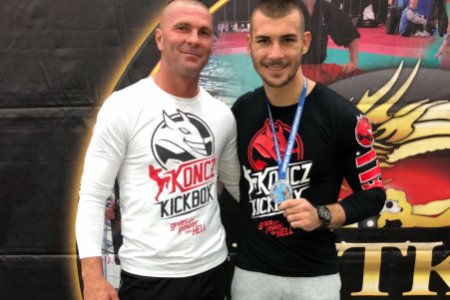 Újra ringben Kunkli Tivadar tanítványa