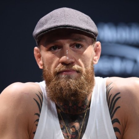 Kocsmában ütött Conor McGregor