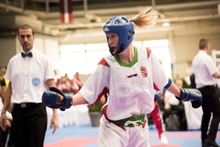 Tíz arannyal zártuk a budapesti kick-box világkupát