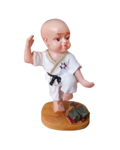 Szobor, Karate baba 5