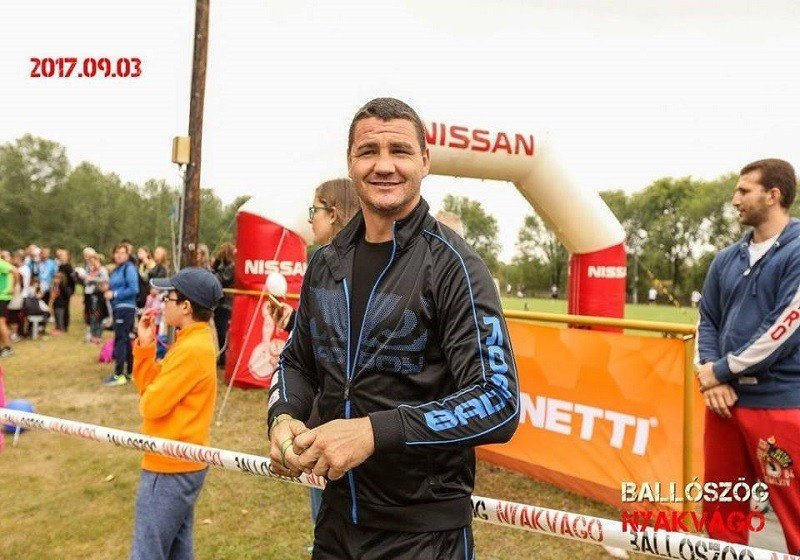 Szellő Imre fegyvert vesz a kezébe