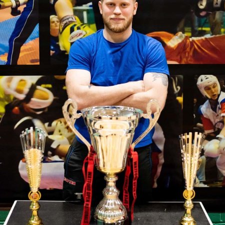 Folytatta remeklését a kick-boxos Veres Alex