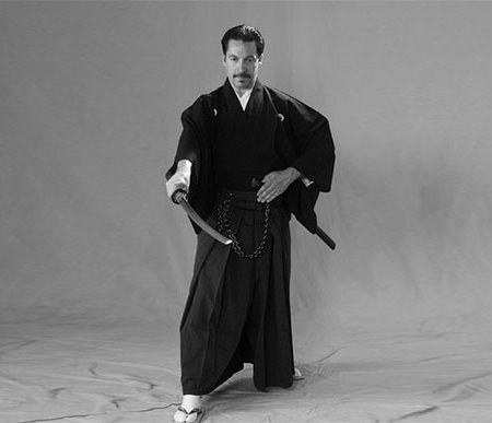 Japán kardforgatás alapelvei